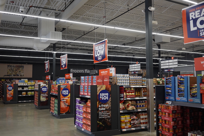 save-a-lot interior