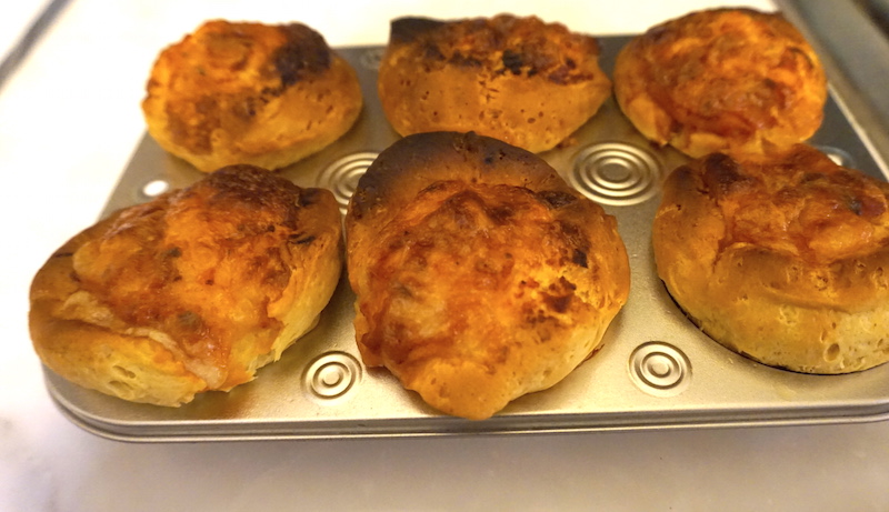 Easy to Bake Pizza Muffins