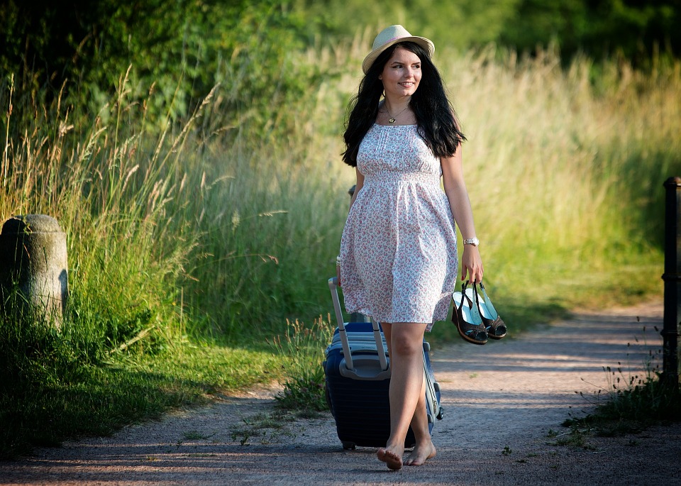 Every Girl’s Summer Vacation Essentials