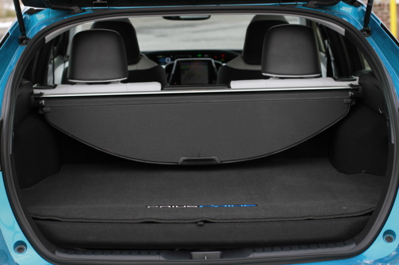 prius prime trunk space