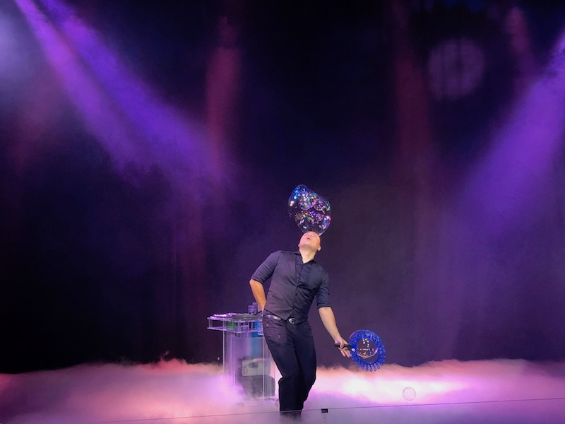 Why You Need to See the Gazillion Bubble Show